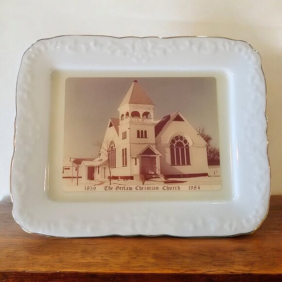 Vintage Gerlaw Christian Christian Display Plate Trinket Dish Gold Trim 6x7" - Picture 1 of 10